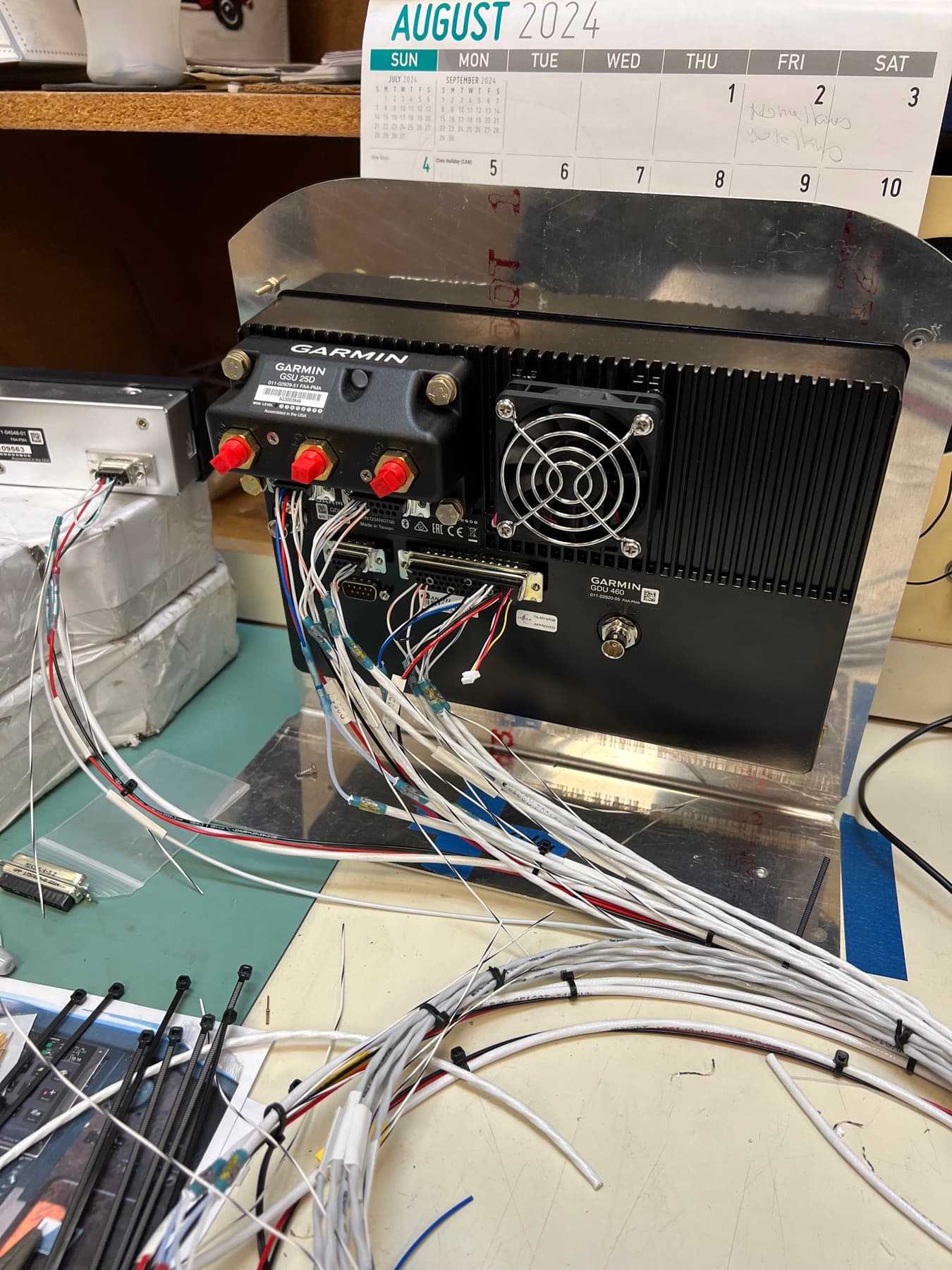 Avionics LRU bench