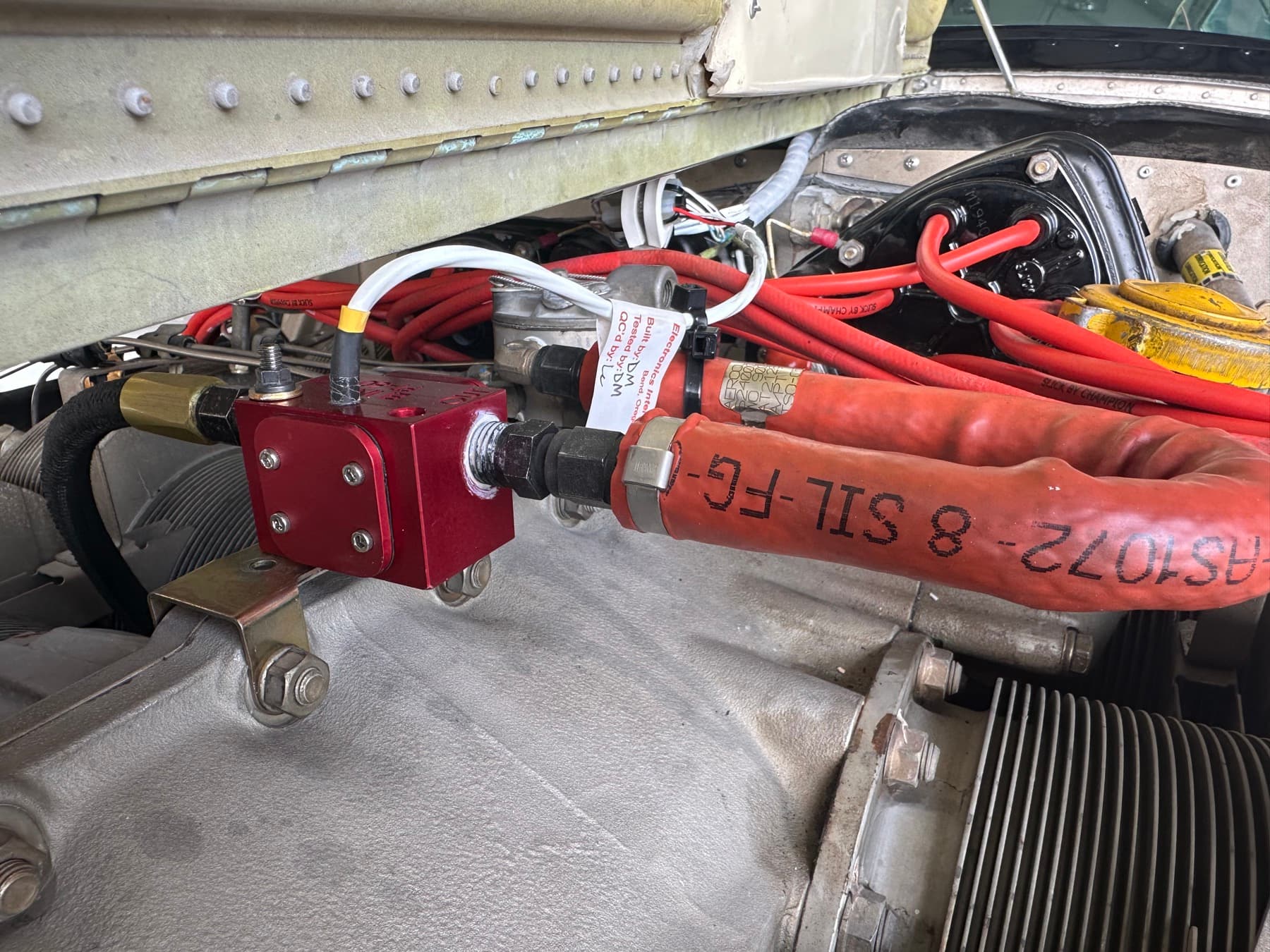 Engine top & induction