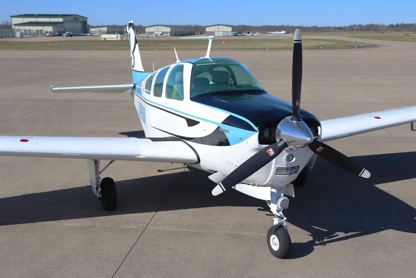 Left three-quarter view